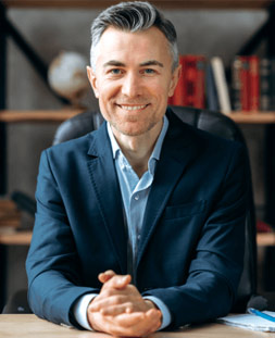 بهترین وکیل انزلی