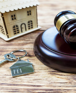 بهترین وکیل ملکی در انزلی