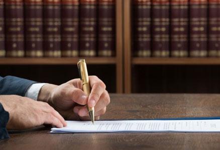 ویژگی ‌های برجسته وکیل در انزلی